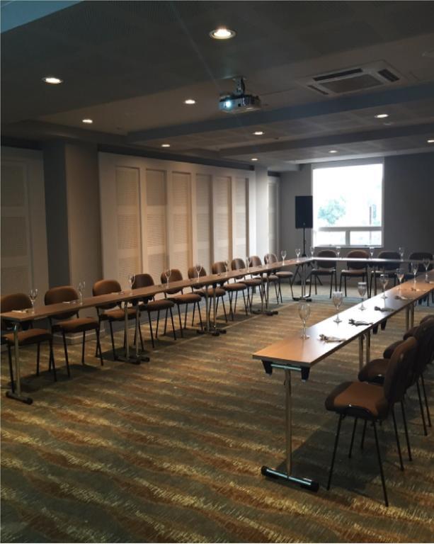 Ghl Hotel Montería Exterior photo A meeting room at the hotel