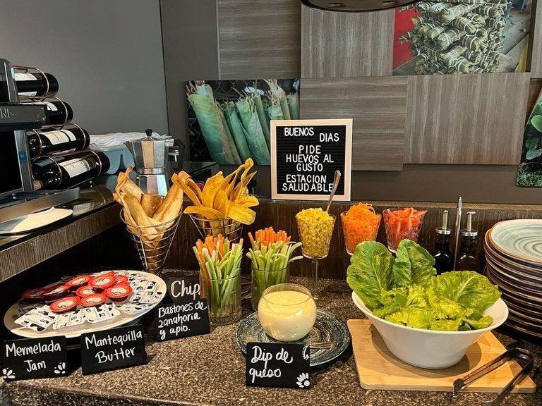 Ghl Hotel Montería Exterior photo A salad bar at a restaurant in Madrid, Spain